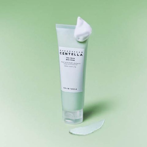 SKIN1004 Tea-Trica BHA Foam